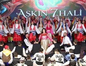 İnegöl Belediyesi Halk Dansları Topluluğu Yaza Merhaba Dedi