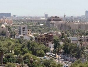 Iraqi political officials arrested on corruption charges in overnight raid