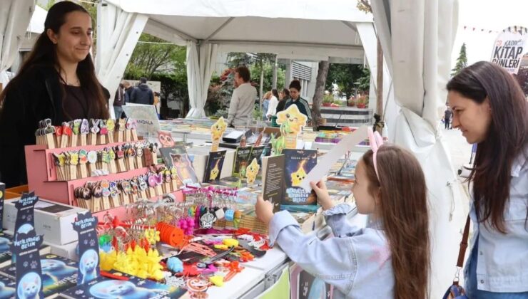 Kadıköy Kitap Günleri Heyecanı Sürüyor