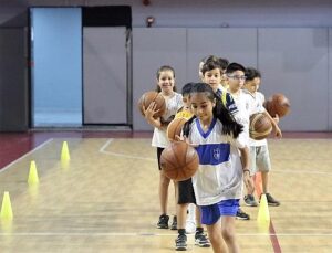 Konak’ın fiyatsız yaz spor okullarında kayıt periyodu başladı