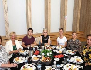 Lider Aydın Muhtarlarla Ortak Akıl Buluşması’nda Bir Araya Geldi