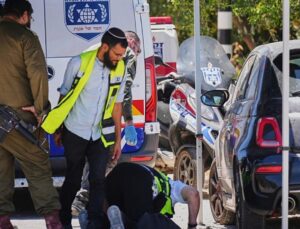 Man opens fire in central Israel killing one person and injuring five others
