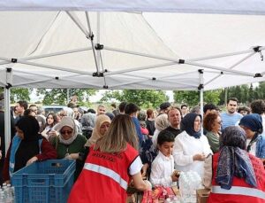 Menemen Belediyesi, YKS’de de öğrenci ve velilerin yanında