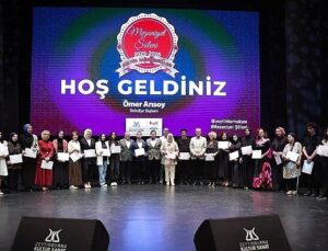 Mezuniyet Standı Açılışı ve Mezuniyet Şöleni Zeytinburnu Kültür Sanat’ta Gerçekleşti