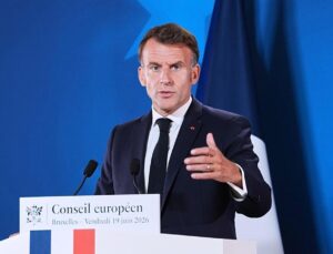 ‘Not our Europe’: Macron and Sánchez slam ‘ineffective’ return hubs for migrants