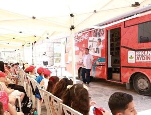 Osmangazi Belediyesi Çocuklara Kitap ve Tarih Sevgisi Aşılıyor