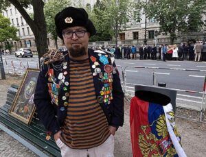 Russian artist and Putin critic Semyon Skrepetsky shot dead in Poland, officials say