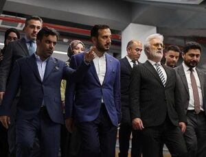 Tamer Karadağlı’dan Bağcılar’da açılacak tiyatro binası için “Süper” yorumu