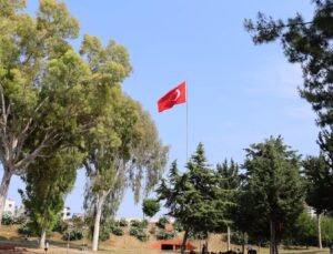 Toroslar’ın Park ve Yeşil Alanları Bakımdan Geçiyor
