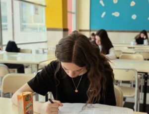 Uzmanlara Göre Sınav Başarısını Son Günlerdeki Ekstra Çaba Değil, Psikolojik Denge Belirliyor