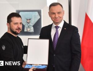 Zelensky returns highest Polish honour after award stripped