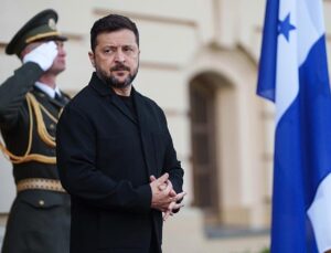 Zelenskyy issues one-week ultimatum to Lukashenka over drone-guidance equipment