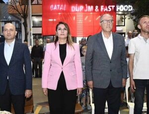15 Temmuz Şehitlerini Anma, Demokrasi ve Ulusal Birlik Günü Programı Gerçekleştirildi