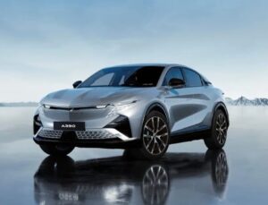 Alpine’in Elektrikli Spor Fastback Modeli A390 Türkiye’de