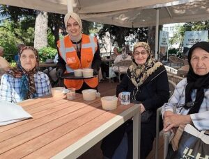 Aşure rahmeti Saygınlar Kulübü’ne taşındı
