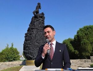 Bayraklı’da Madımak Anması