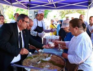 Buca’da aşure birlik ve beraberlik için karıldı