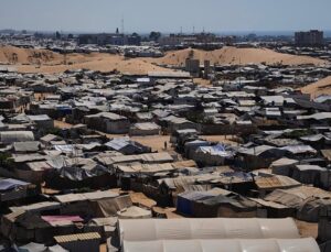 Chickenpox sweeps Gaza camps as thousands of cases emerge in two weeks