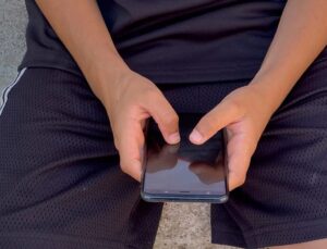 France becomes the first country in Europe to officially ban social media for under-15s