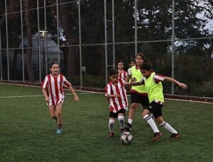Futbol Akademisi’nde yaz dönemi