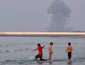 Gulf oil producers race to build alternative routes to the Strait of Hormuz