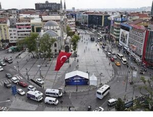 İBB YKS Tercih Periyodunda Gençlerin Yanında