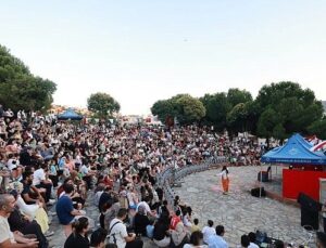 Karabağlar’da Sevinçli Sokaklar Mutlu Çocuklar Şenliği yoğun iştirakle başladı