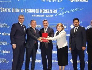 Konya Bilim Merkezi’ne “Bilim ve Toplum Çalışmalarını Dijitalde Yaygınlaştırma” Mükafatı