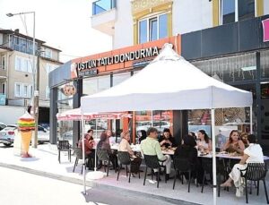 Lider Kocaman, İstasyon Mahallesi’nin Bayan Esnaflarıyla Bir Araya Geldi