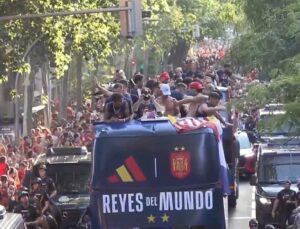 More than a million fans fill Madrid’s streets to welcome world champions
