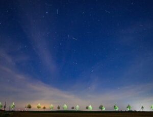Planned 1.7 million satellites ‘devastating’ for astronomy by making night sky brighter