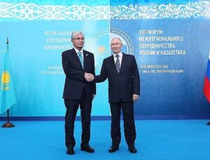 Putin Kazakistan Cumhurbaşkanı Kassym-Jomart Tokayev ile Görüştü