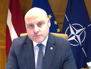 Putin stepping up hybrid war on Latvia because he’s ‘losing in Ukraine’, PM Kulbergs says