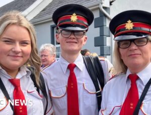 Thousands attending Orange Order parade in Rossnowlagh