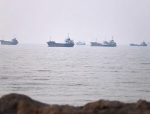 Trump threatens to use frozen Iranian assets to pay for shipping damage