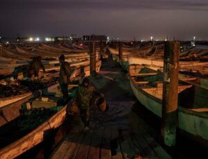 UN reports 144 dead or missing after migrant boat is stranded at sea for 25 days