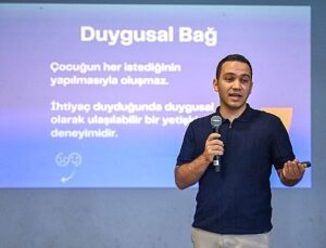 Uzman isimler Bornova’da çocuk eğitimini anlattı