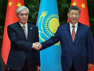 Xi hails ‘new level’ in ties as China and Kazakhstan sign €11.4bn in deals