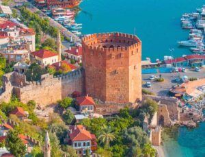 Yazın Vazgeçilmez Rotaları: Akdeniz ve Ege’nin En İyi Plajları