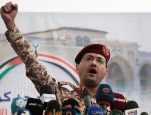 Yemen’s Houthis threaten Bab el-Mandeb closure in embargo on Saudi Arabia