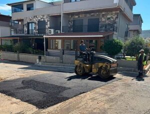 Yenifoça Değirmendere Caddesi’nde Asfalt Çalışmaları Tüm Süratiyle Sürüyor