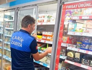 Canik Zabıtasından Sıkı Kontrol