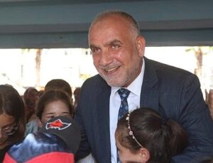 Canik’te 2 Bin 500 Çocuk Armağanlarla Buluşuyor
