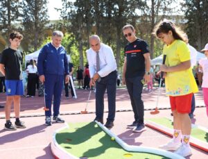 İzmir’de “Sağlıklı Çocuk, Sağlıklı Gelecek” İçin Spor Şenliği