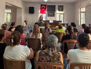 KEÇMEK’ten Depremzede Bayanlara Eğitim Takviyesi