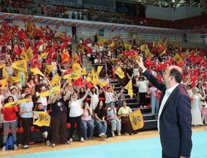 Lider Altay, Genç KOMEK Yaz Okulu’nun Mükemmel Kapanış Programına Katıldı