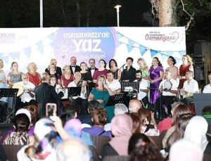 Osmangazi’nin Mahalle Şenliğinde Koro Coşkusu