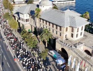 Yeşilay Yarı Maratonu, İstanbul’un Tarihi Rotalarında Gerçekleştirildi